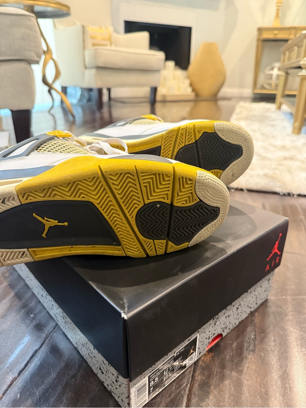 Jordan Women White and Yellow Retro Sneakers 4 - Picture 6 of 8